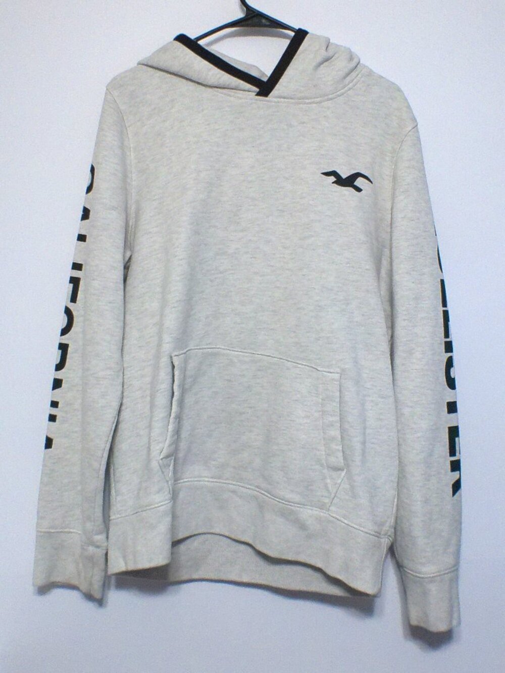 Hollister Hoodie Men’s Medium Gray California Sleeve Logo Pullover Sweatshirt